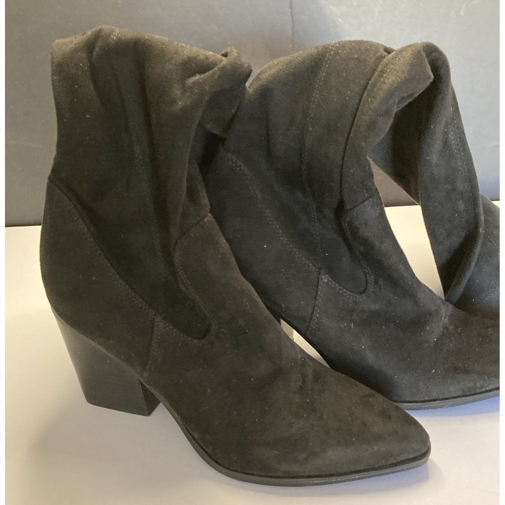 Marc Fisher Black Suede Knee High Boots Women's Size 6 24" Tall Side Zip New